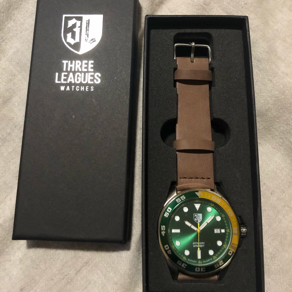 Three Leagues Watch - Picture 3 of 4